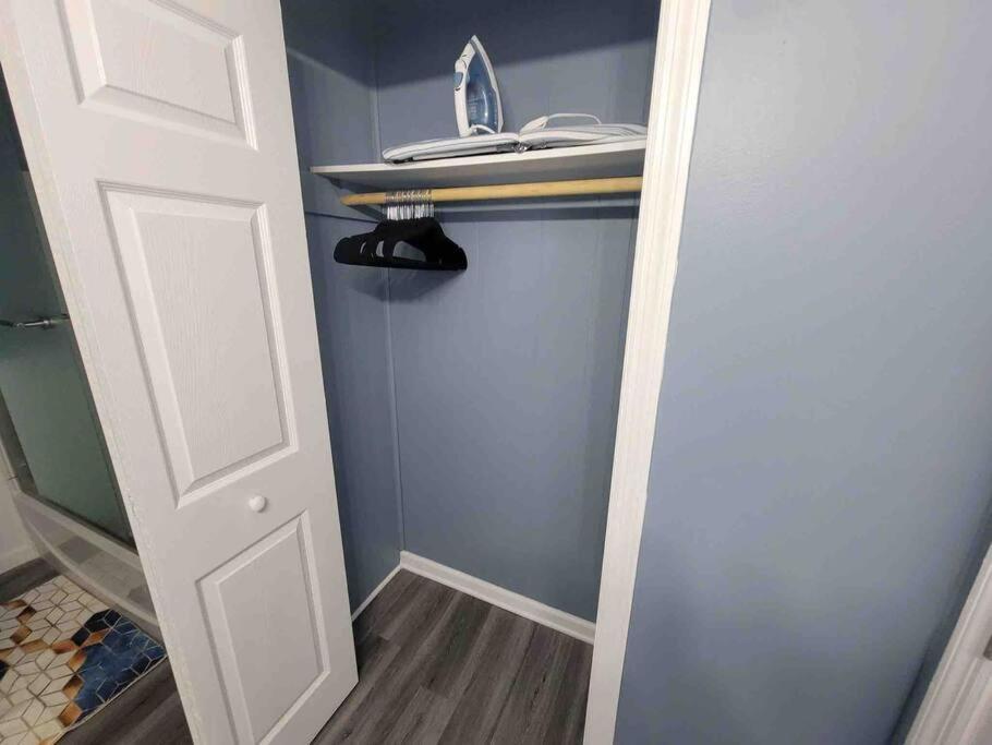 2022 Renovated 2-Bdrm Cozy, Lovely Condo W/Parking! Hilton Head Island Exterior foto