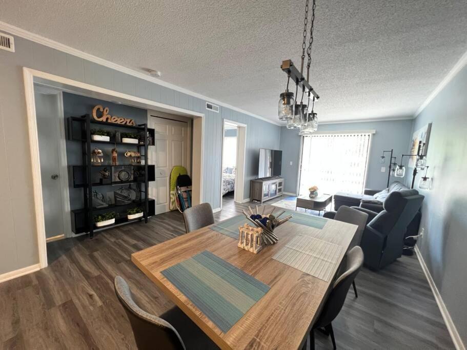 2022 Renovated 2-Bdrm Cozy, Lovely Condo W/Parking! Hilton Head Island Exterior foto